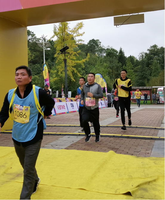 极悦娱乐 8d985